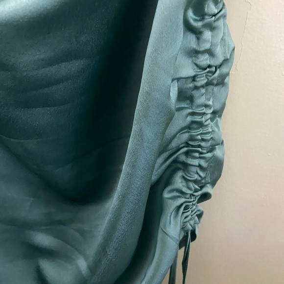 Satin Tank - Picture 2 of 2